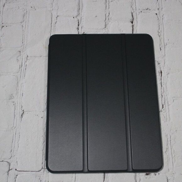 iPad Pro 11 2021 Model Shockproof Trifold Case - Picture 3 of 4